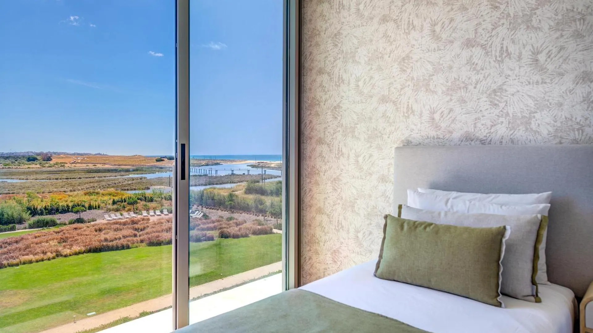 Apartamento Cond Bayline - T2 - Spa - Gym - Beach - Carapau - By Bedzy Armação de Pêra