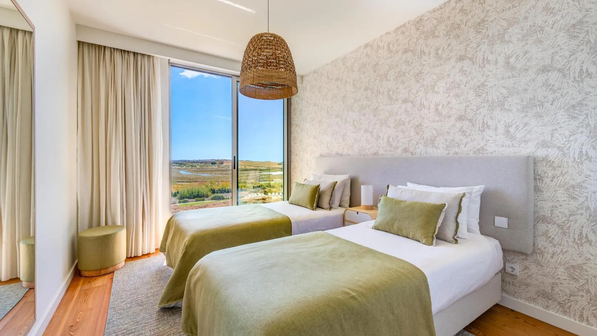 Apartamento Cond Bayline - T2 - Spa - Gym - Beach - Carapau - By Bedzy Armação de Pêra