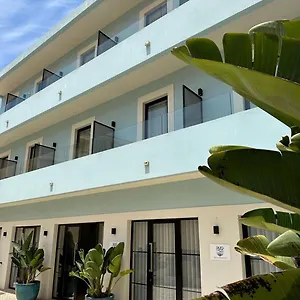 Couette-café Marsuites, Armação de Pêra